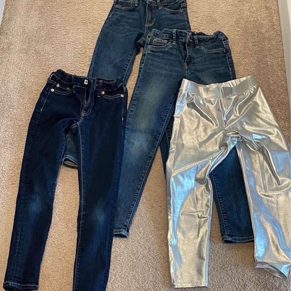 3 pair of girls jeans 1 pair of leggings old navy & gap brand